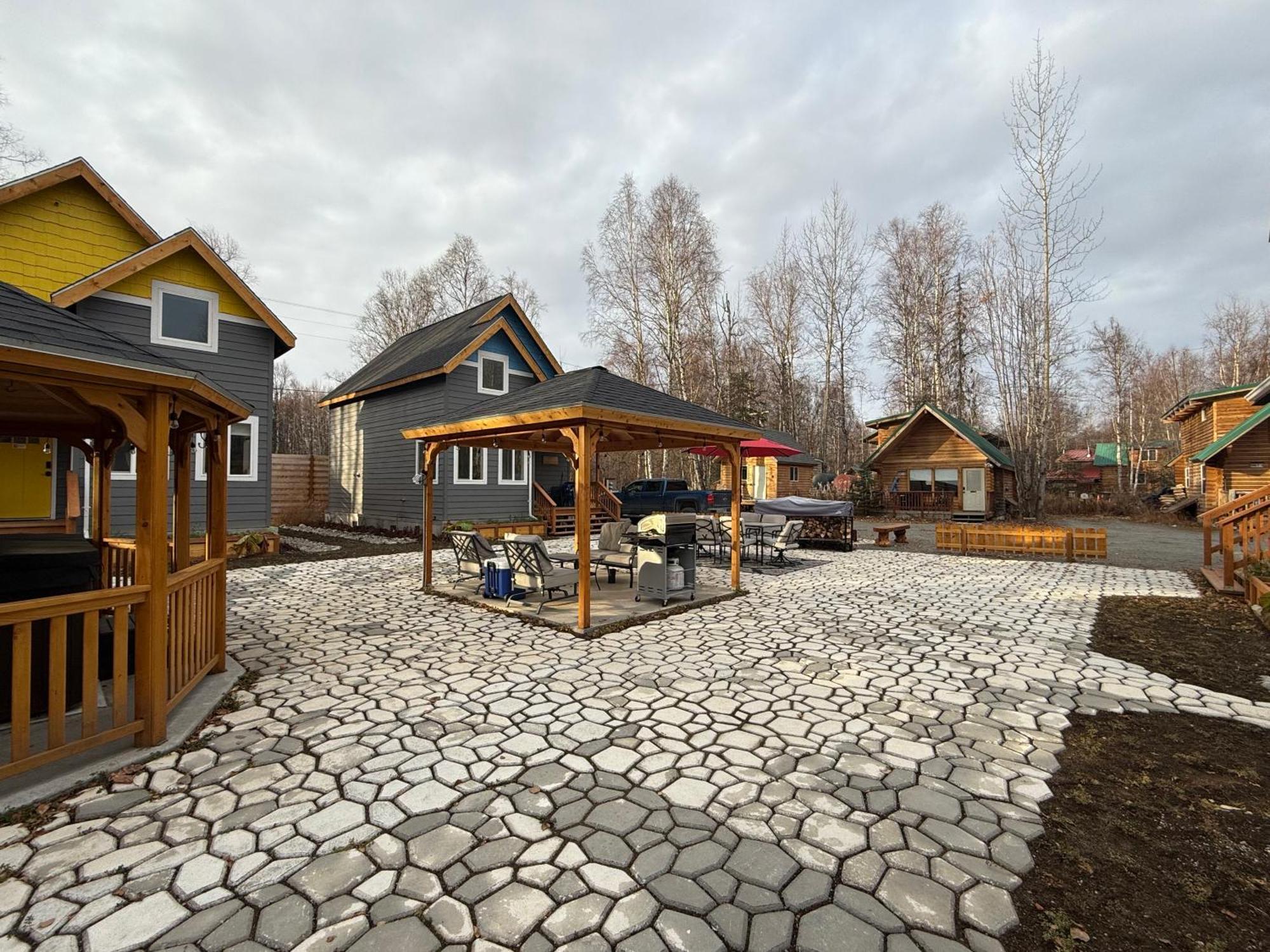 Talkeetna Log Cabin With Hot Tub Unit 2 Exterior photo