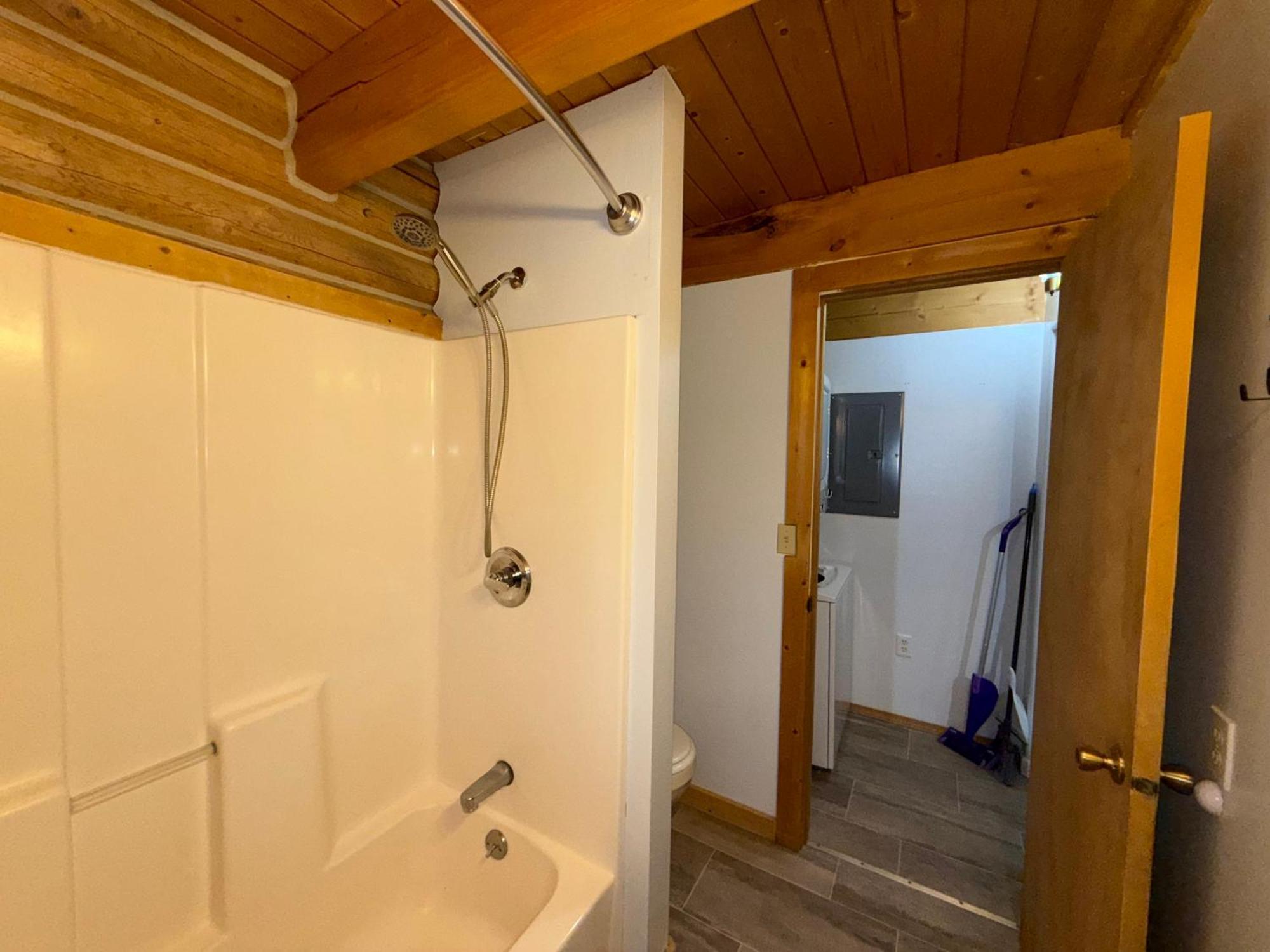 Talkeetna Log Cabin With Hot Tub Unit 2 Exterior photo