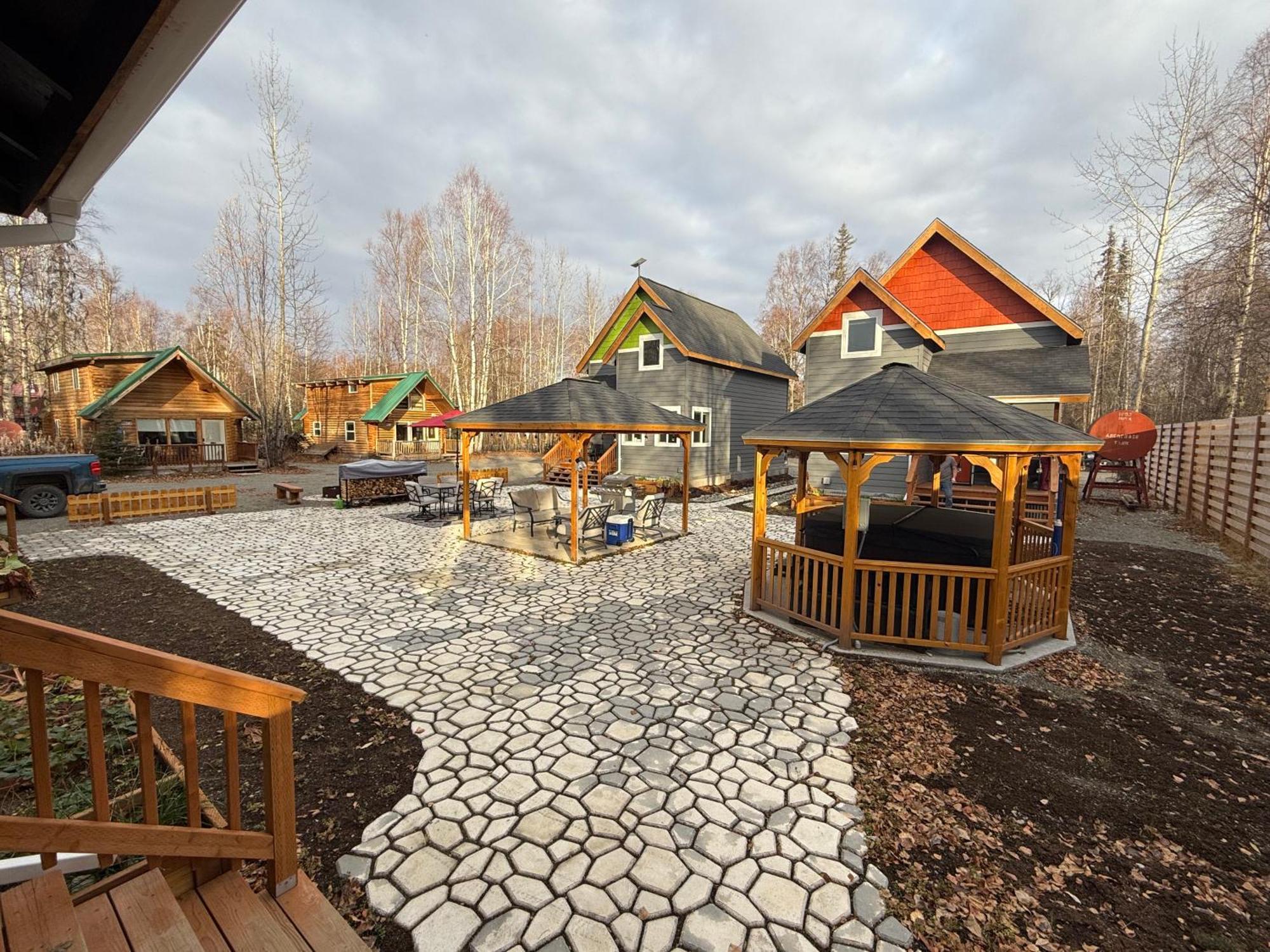 Talkeetna Log Cabin With Hot Tub Unit 2 Exterior photo